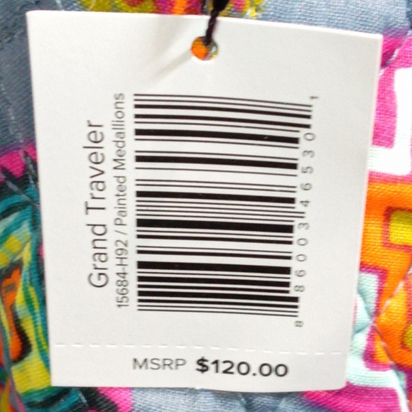 🎉HP🎉 Vera Bradley Grand Traveler - Picture 4 of 5